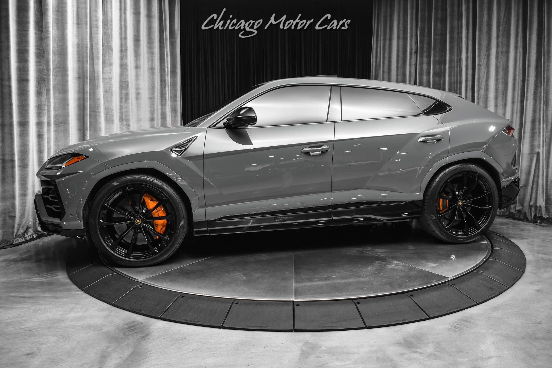 2021 Lamborghini Urus 4.0 V8's photo