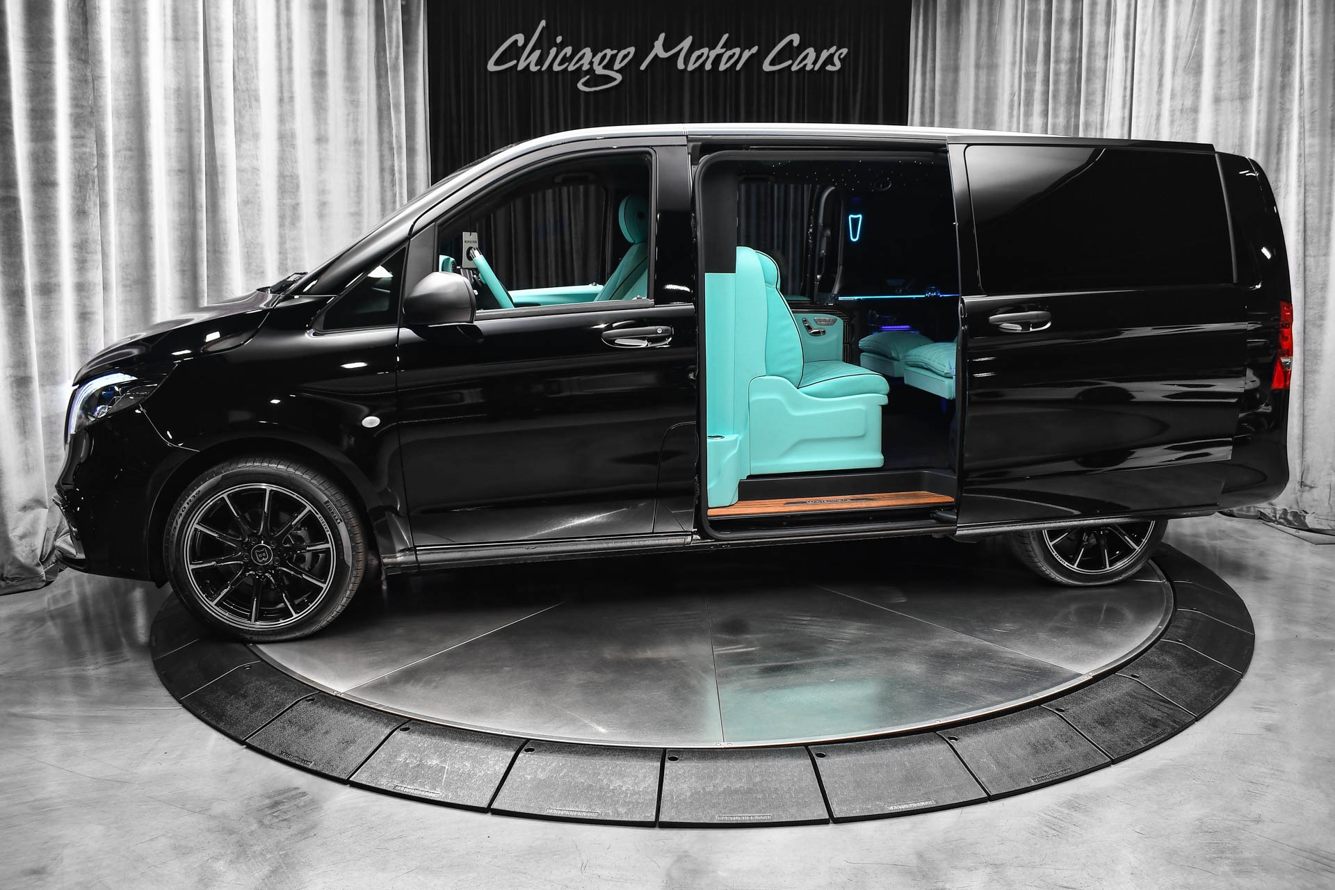 2023 Mercedes-Benz Metris 126" WB Passenger's photo