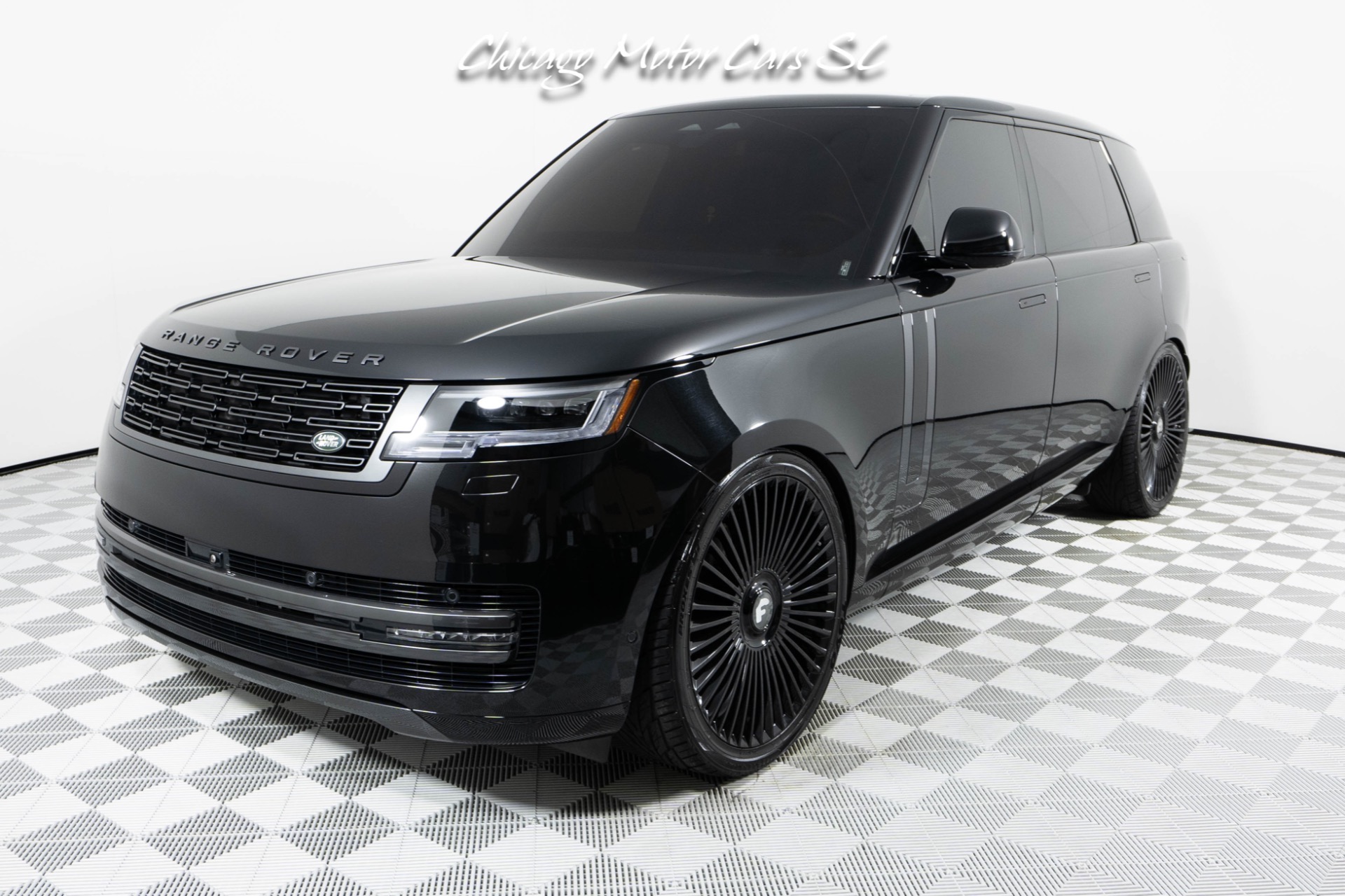 2025 Land Rover Range Rover 4.4 SE LWB 7's photo