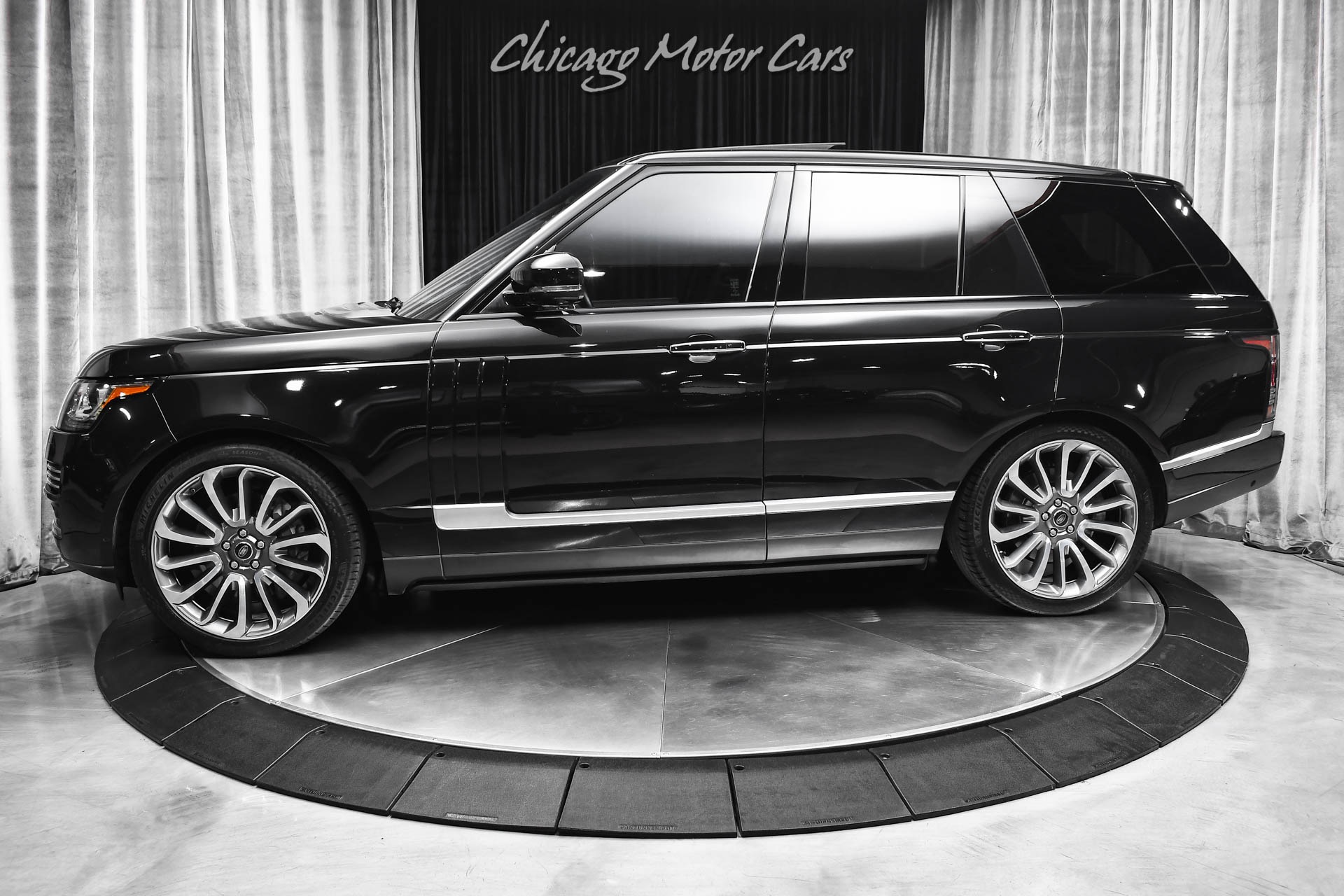 2014 Land Rover Range Rover V8 Supercharged's photo