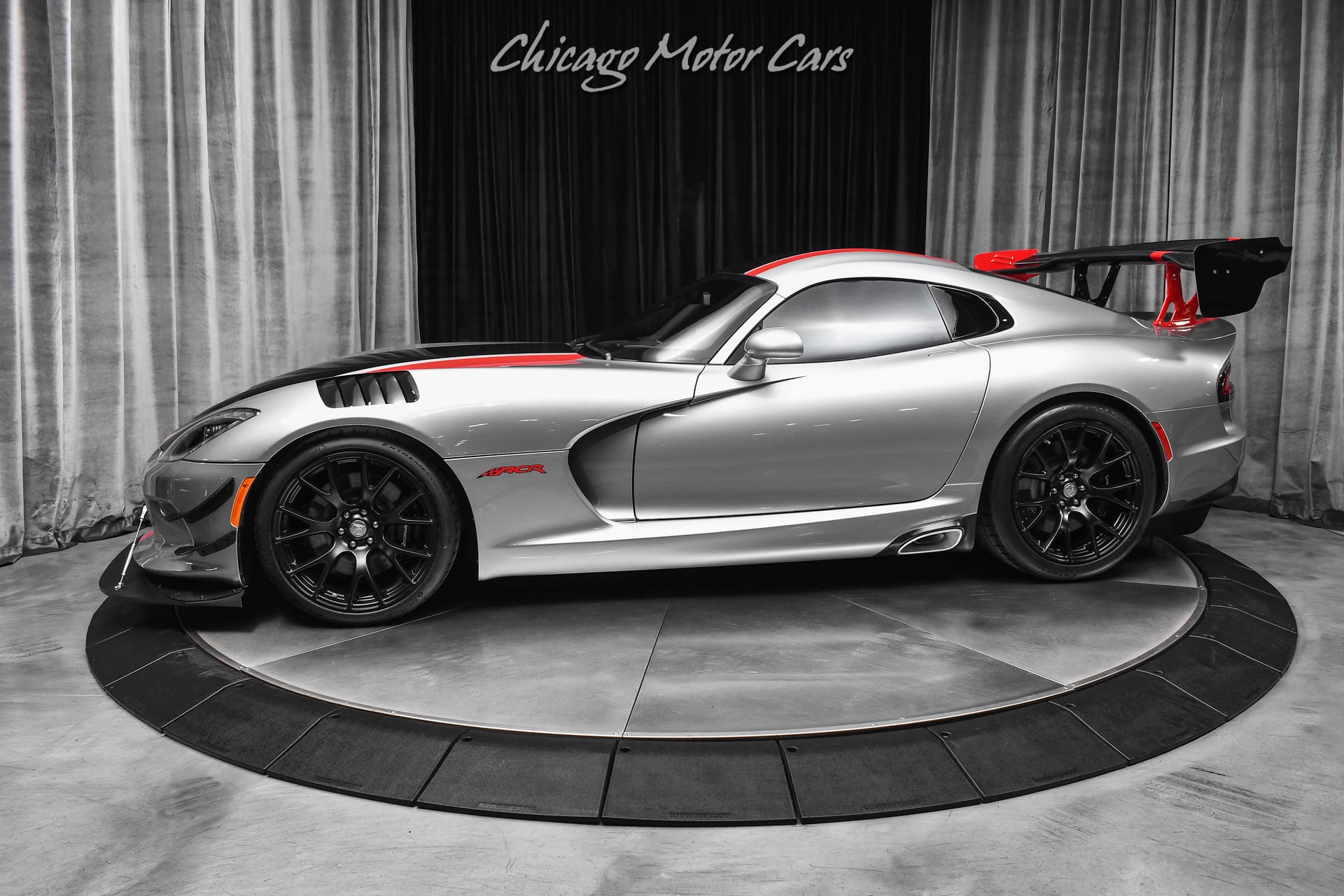 2015 Dodge Viper SRT's photo