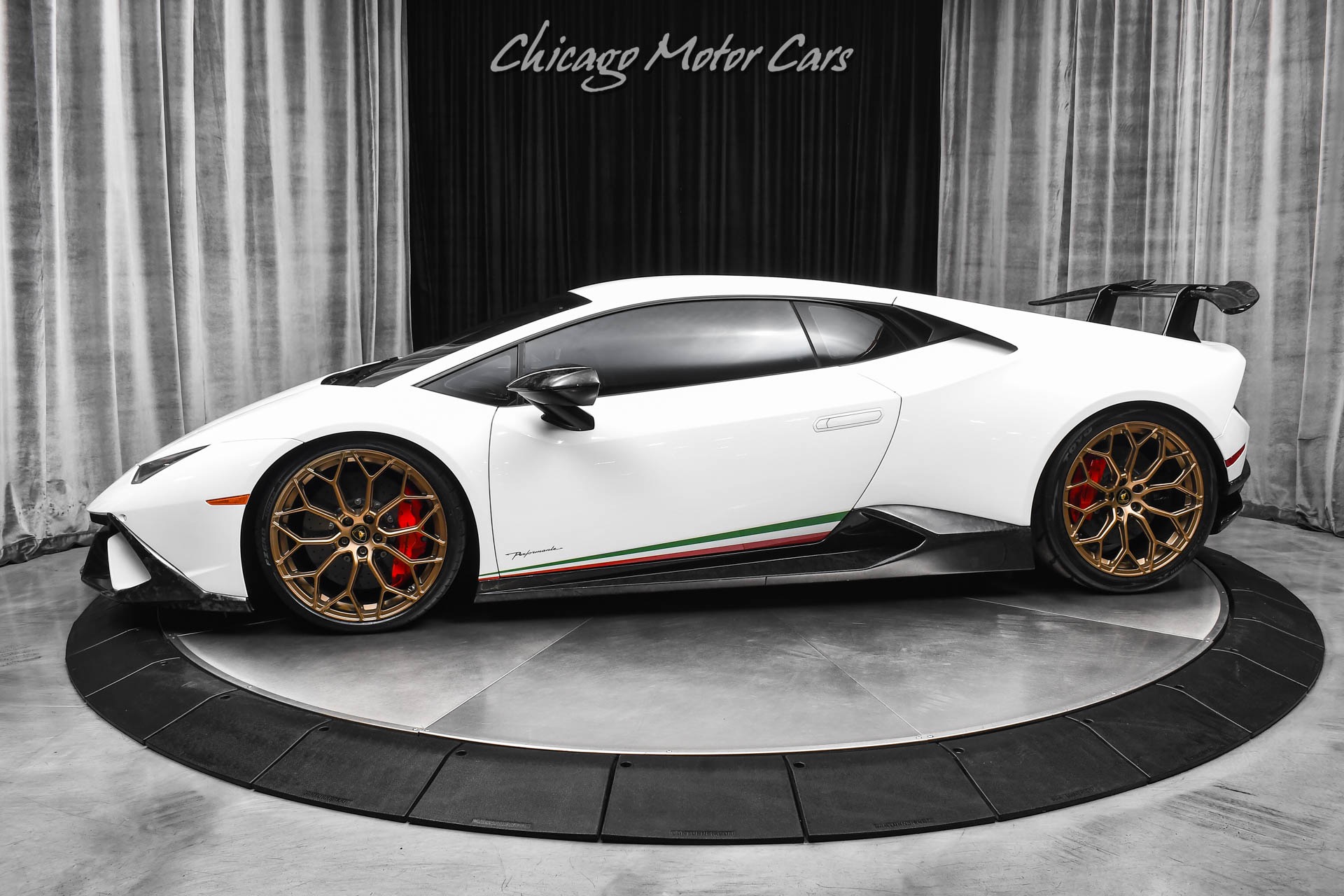 2018 Lamborghini Huracan LP 610-4 Performante Coupe's photo