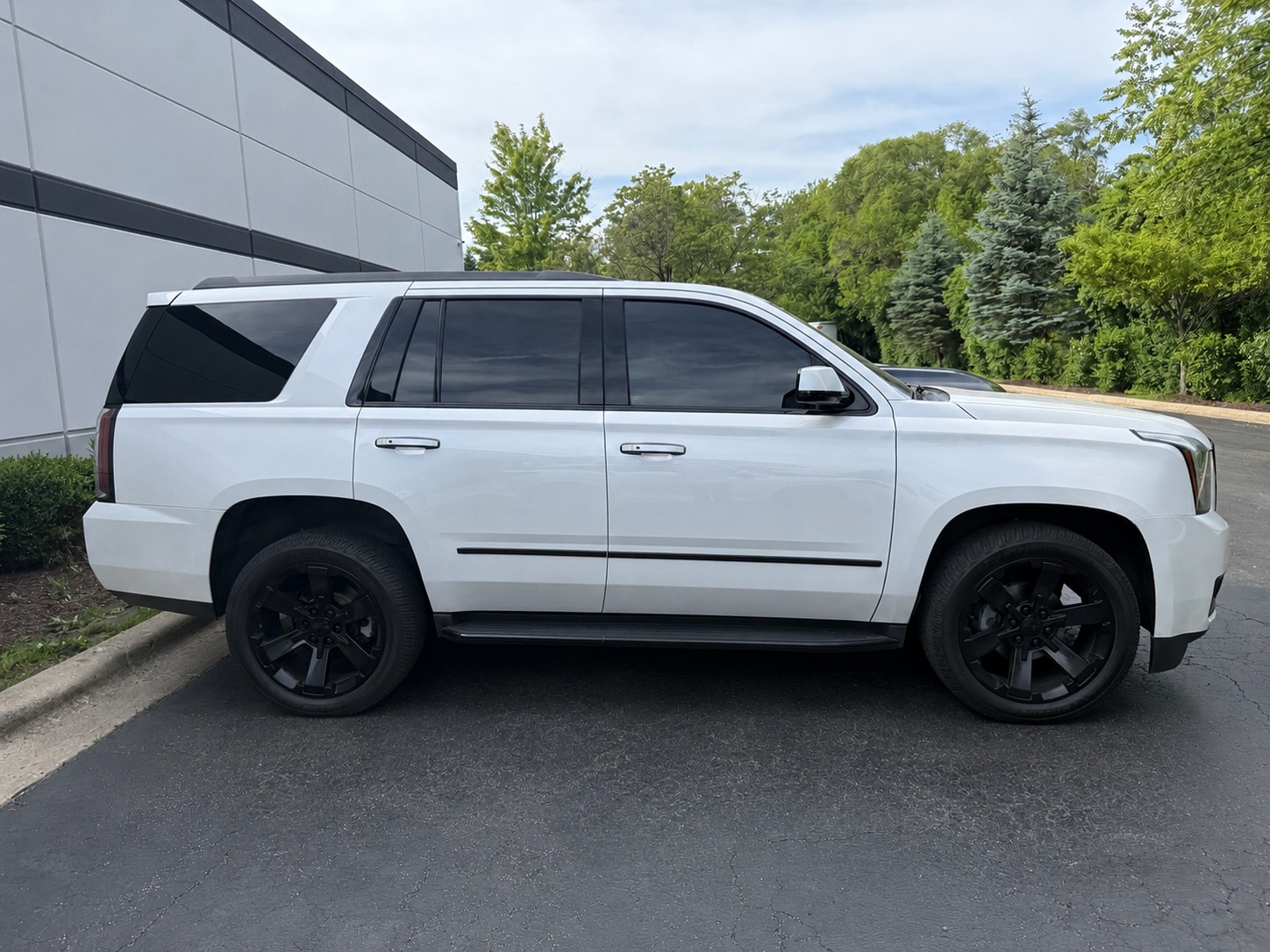 2017 GMC Yukon 4WD Denali's photo