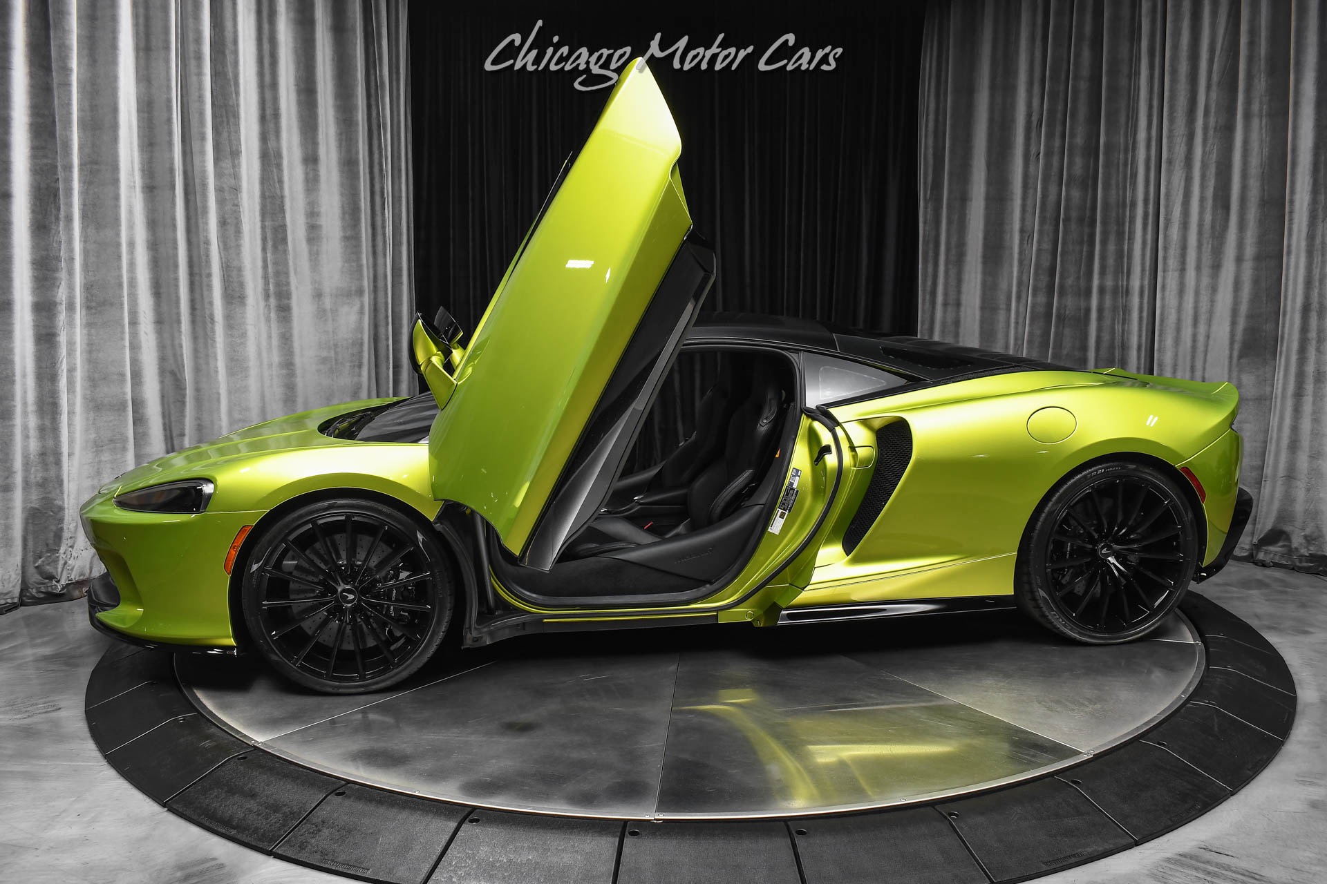 2023 McLaren GT -'s photo