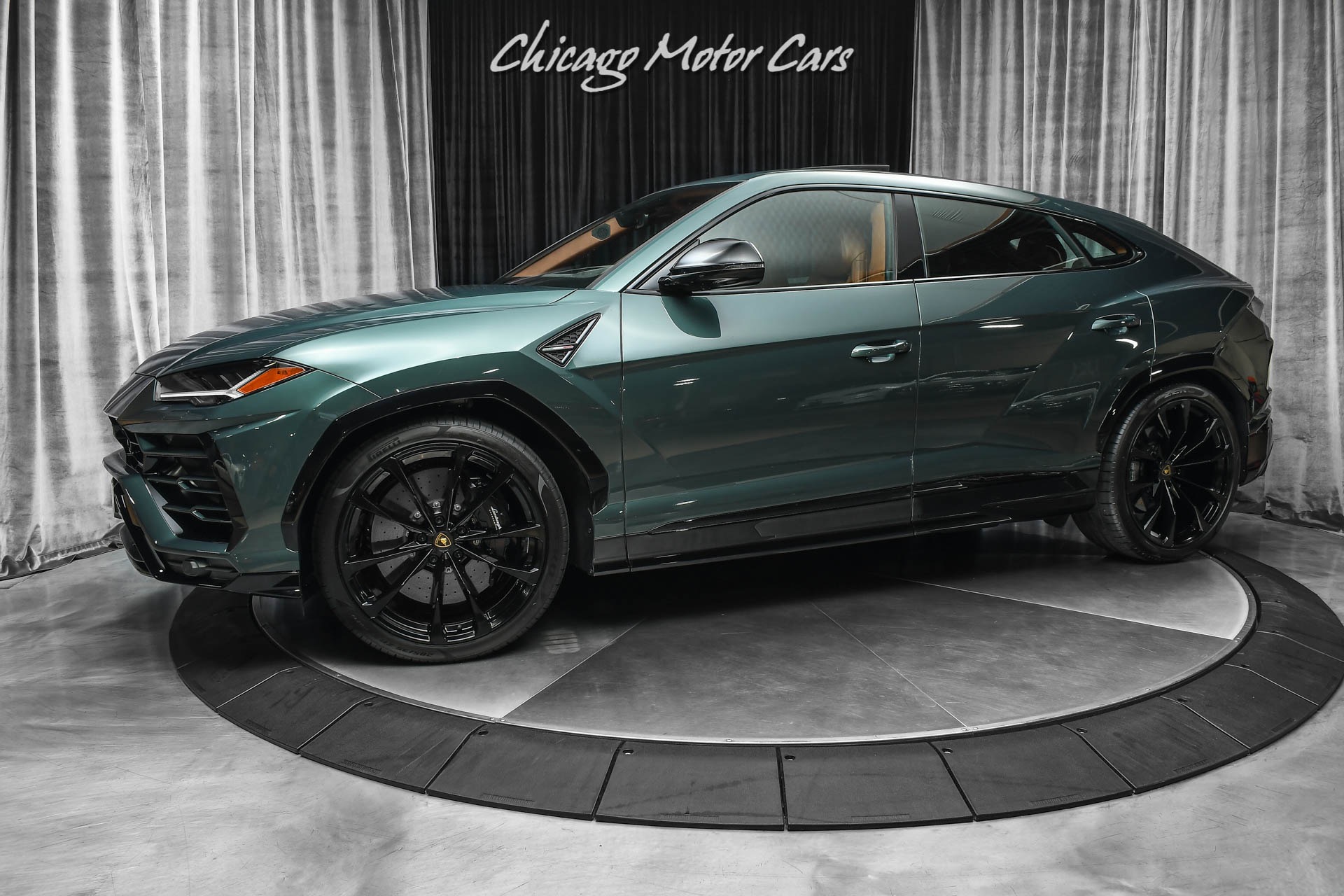 2021 Lamborghini Urus 4.0 V8's photo