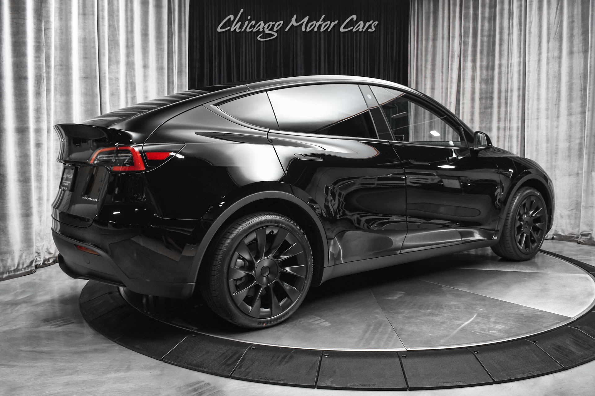 Used-2022-Tesla-Model-Y-Long-Range-AWD-SUV-Solid-Black-Autopilot-Induction-Wheels-ONLY-50-Miles