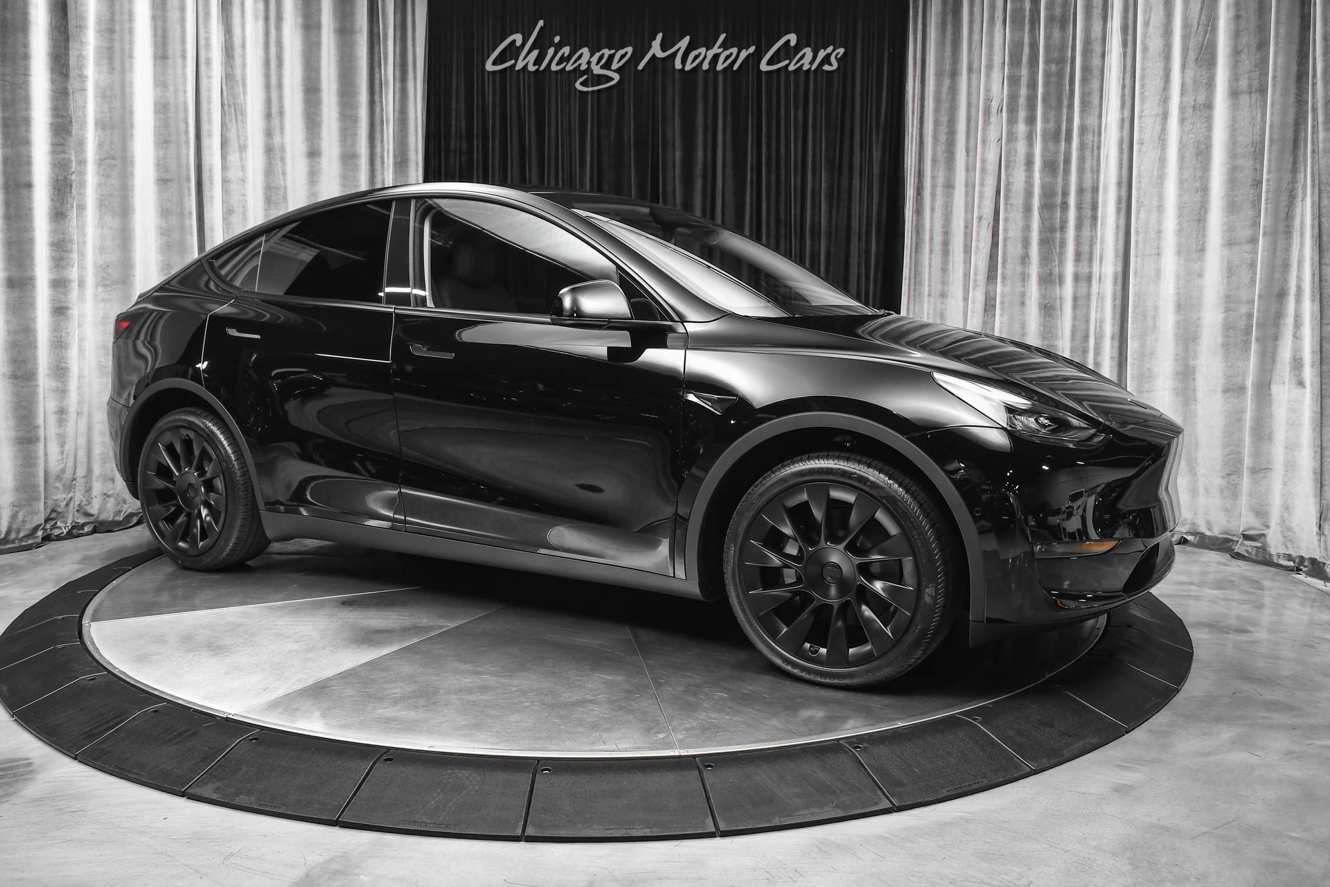 Used-2022-Tesla-Model-Y-Long-Range-AWD-SUV-Solid-Black-Autopilot-Induction-Wheels-ONLY-50-Miles