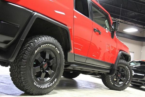 New-2012-Toyota-FJ-Cruiser