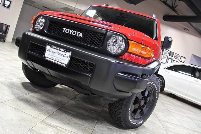 New-2012-Toyota-FJ-Cruiser