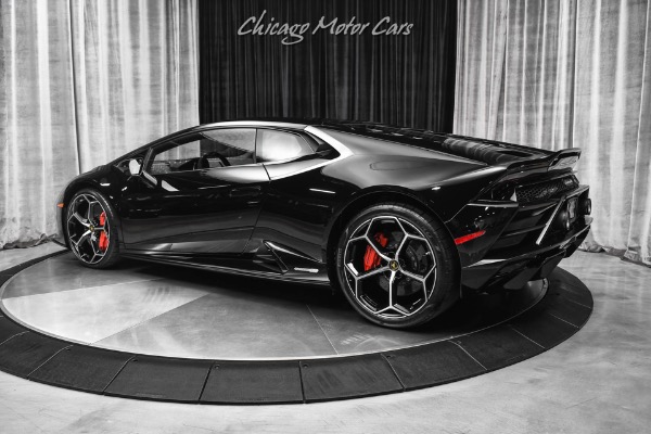 Used 2020 Lamborghini Huracan LP610-2 EVO Coupe ONLY 700 Miles! HOT Color Combo! Lifestyle + Driver Pkg! for sale Sold at Chicago Motor Cars in West Chicago IL 60185 3