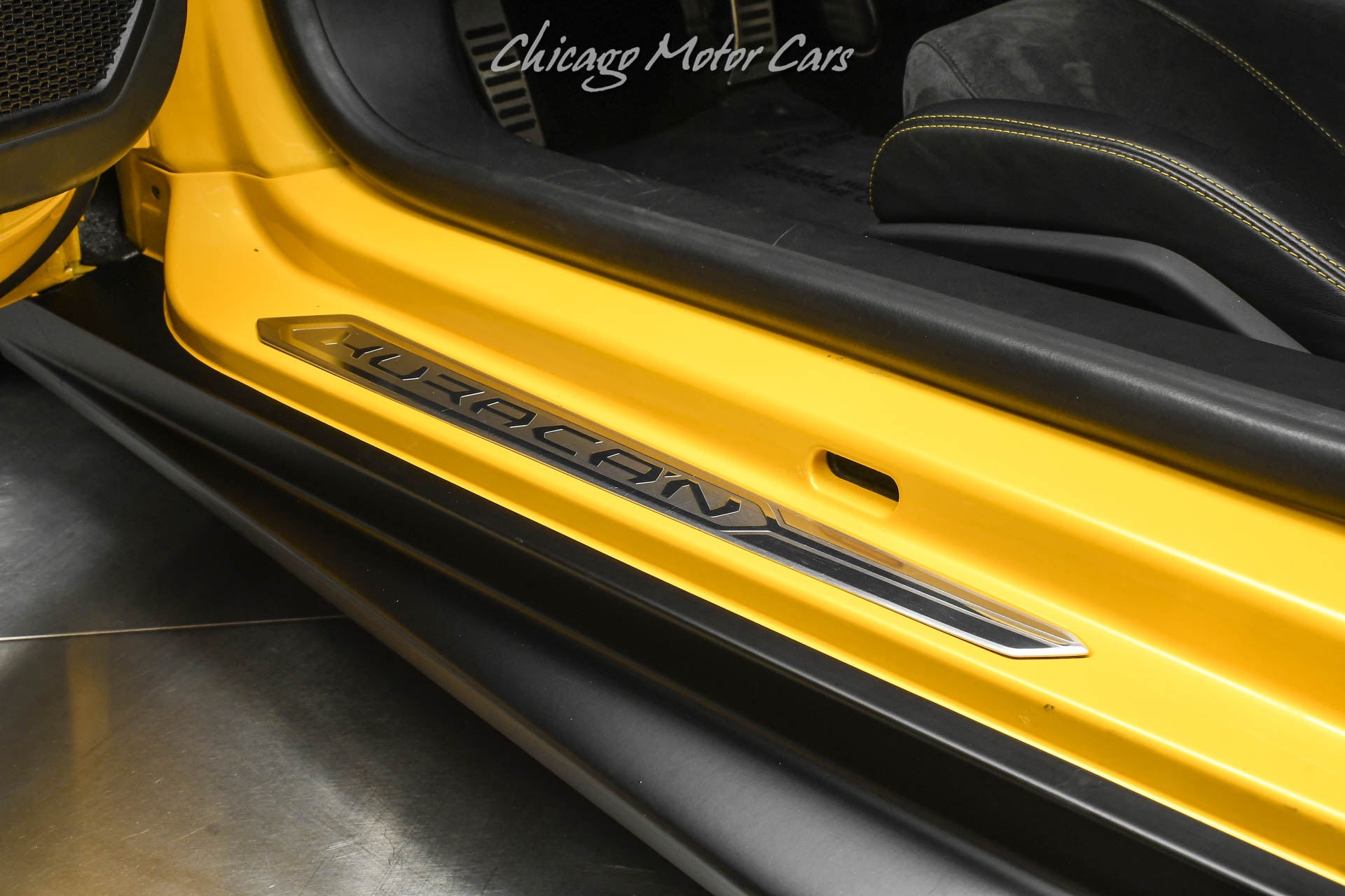 Used-2015-Lamborghini-Huracan-LP610-4-Coupe-ALPHA-9-TWIN-TURBO-900-HP-Front-Lift-LOADED