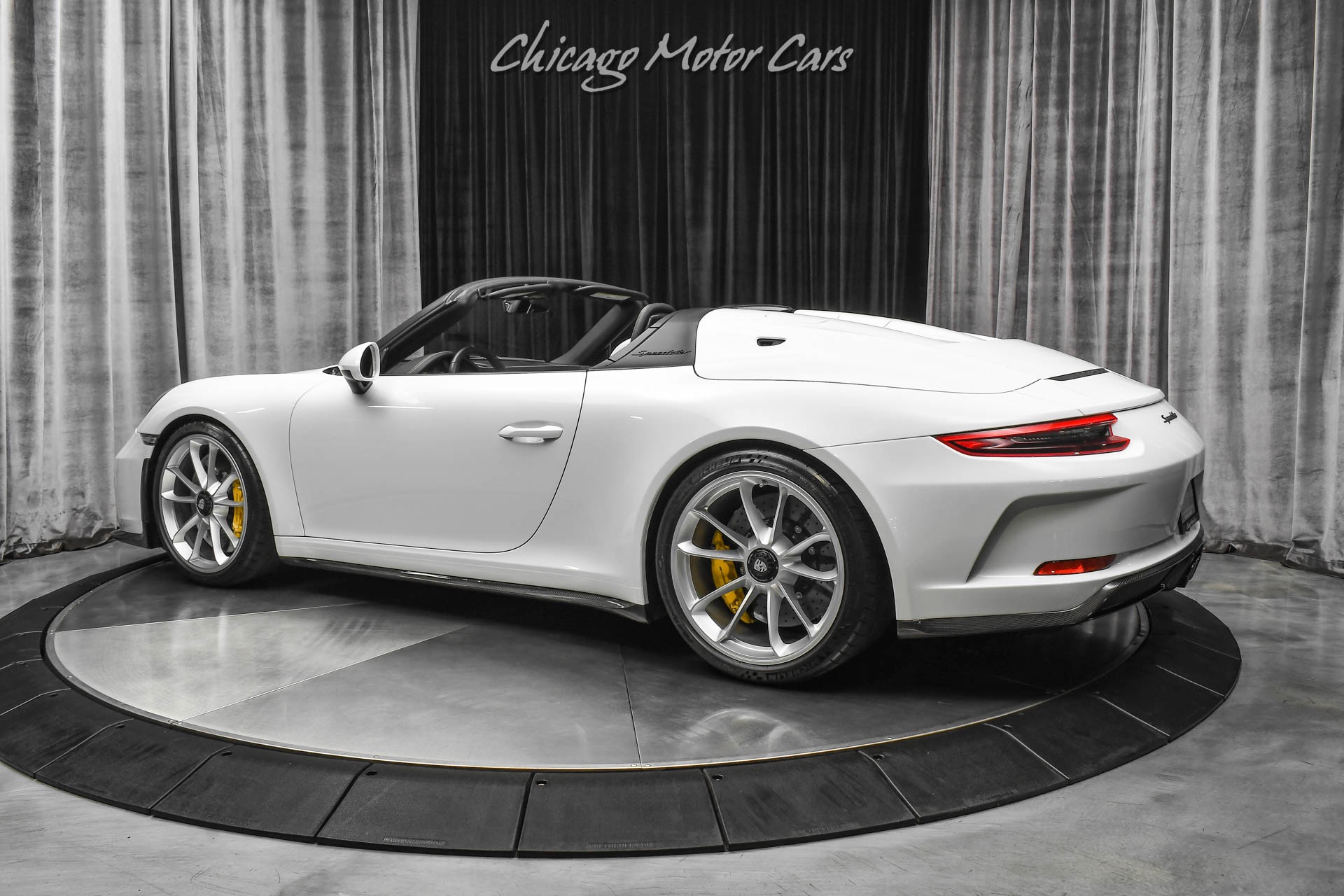 Used-2019-Porsche-911-Speedster-Convertible-LOW-Miles-Front-Lift-Chrono-6-Speed-Manual--563