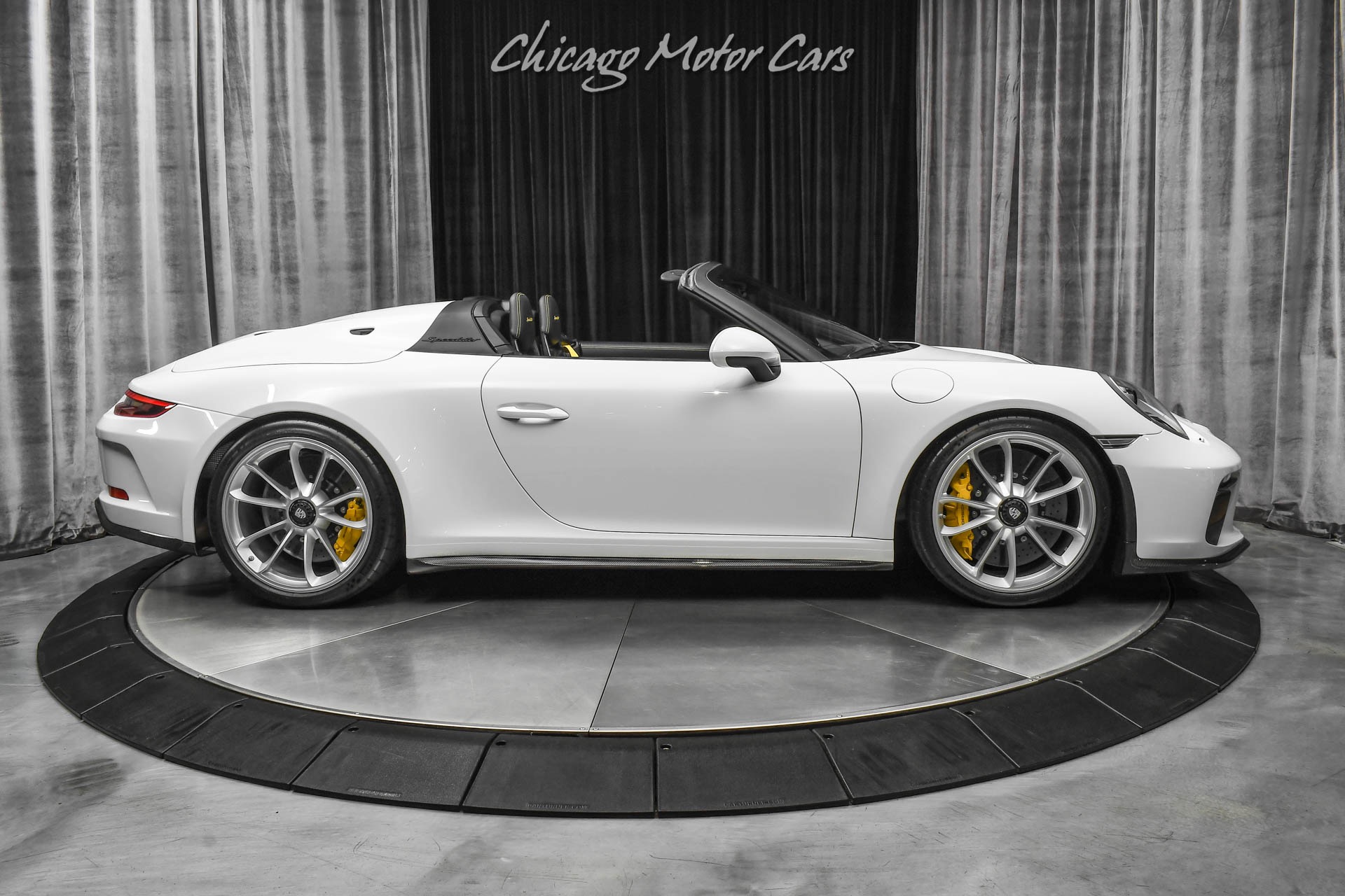 Used-2019-Porsche-911-Speedster-Convertible-LOW-Miles-Front-Lift-Chrono-6-Speed-Manual--563