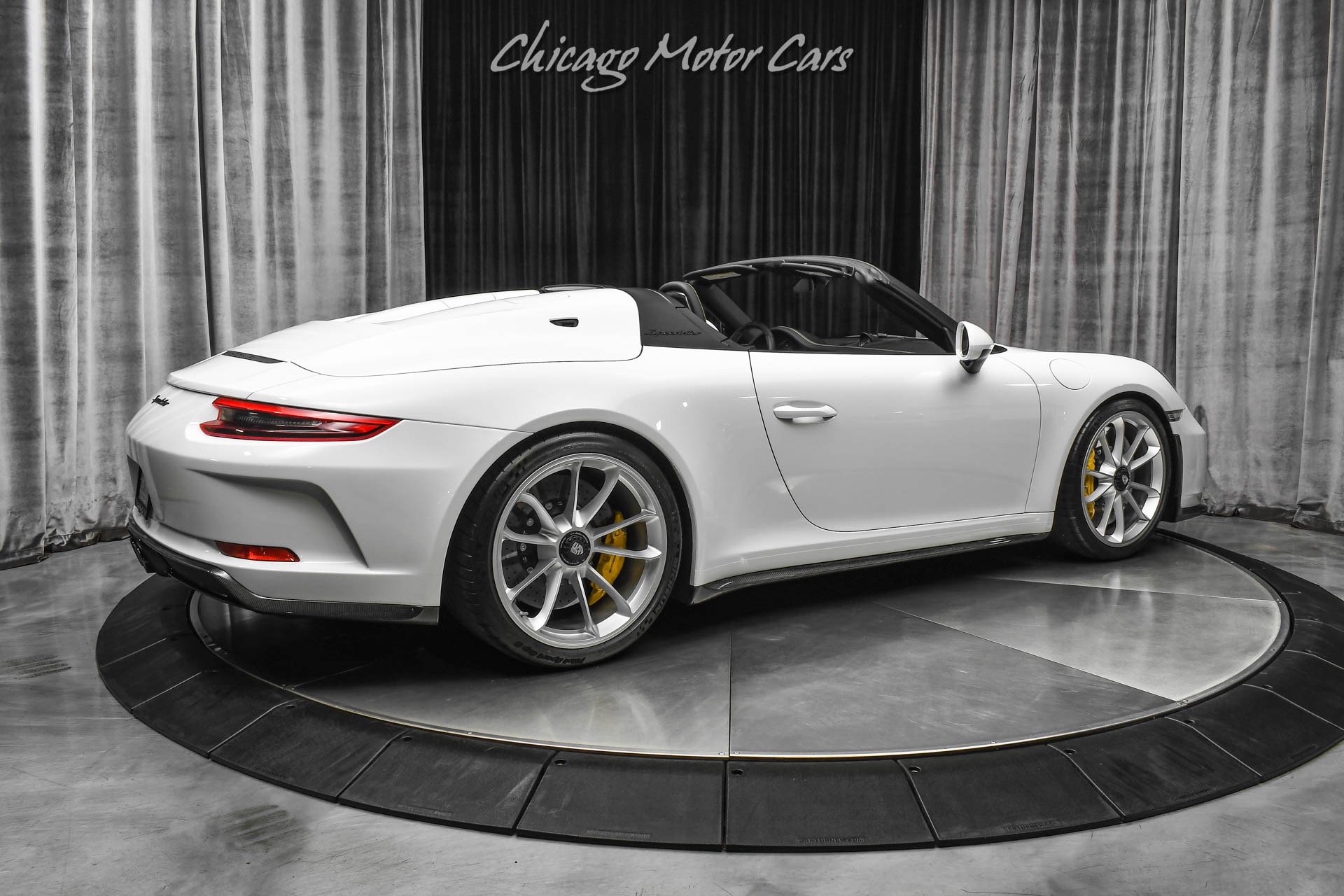 Used-2019-Porsche-911-Speedster-Convertible-LOW-Miles-Front-Lift-Chrono-6-Speed-Manual--563