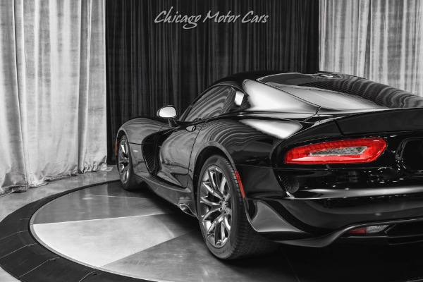 Used-2014-Dodge-Viper-GTS-Coupe-LOW-Miles-HOT-Color-Combo-Venom-Hyper-Wheels