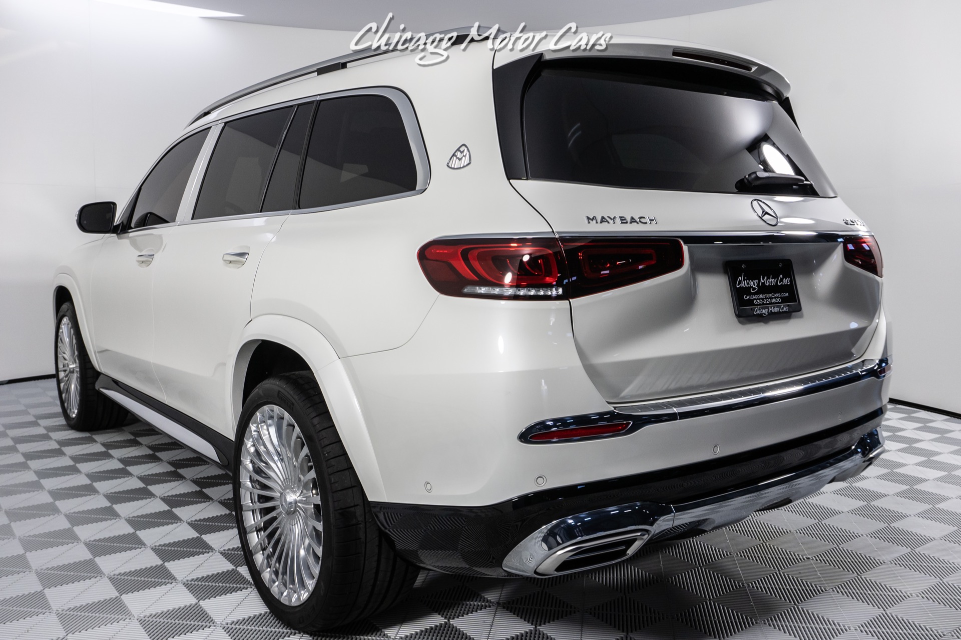 Used-2022-Mercedes-Benz-GLS-600-Maybach-4MATIC-MANUFAKTUR-DIAMOND-WHITE-FINISH-RARE-LUXURY-SUV-LOADED