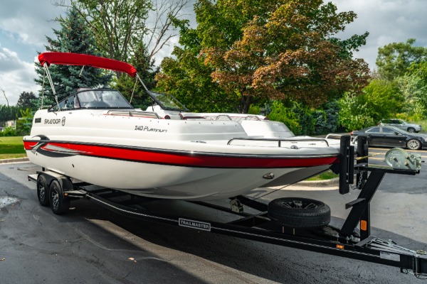 New 2022 Splendor 240 Platinum Bowrider-Mercruiser 6.2-12 Passenger-BRAND NEW for sale Sold at Chicago Motor Cars in West Chicago IL 60185 4