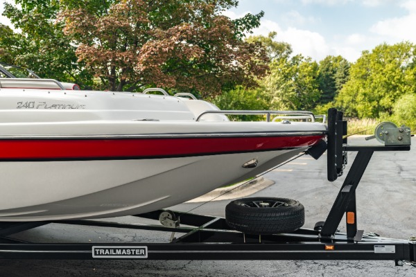 New 2022 Splendor 240 Platinum Bowrider-Mercruiser 6.2-12 Passenger-BRAND NEW for sale Sold at Chicago Motor Cars in West Chicago IL 60185 5