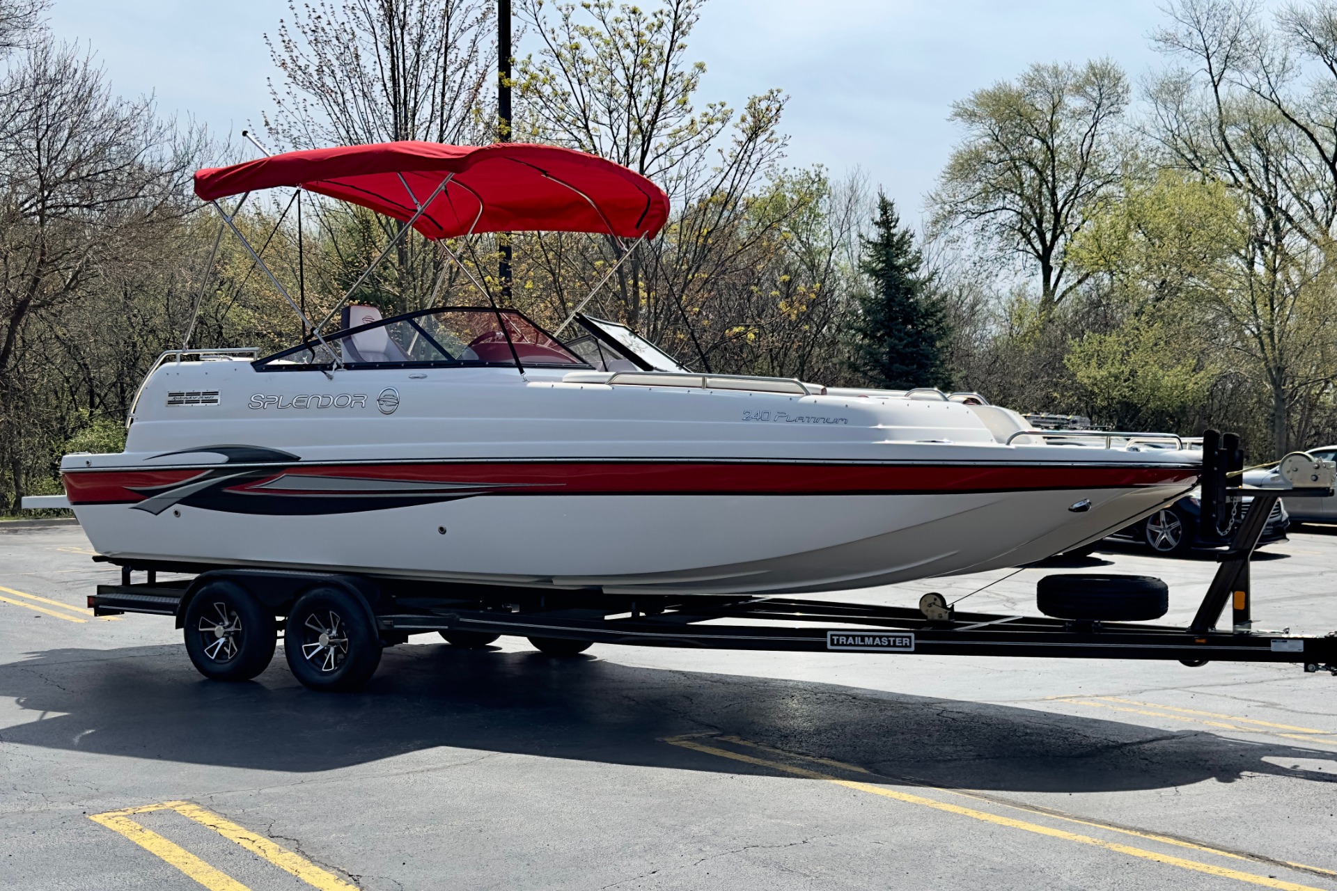 New-2022-Splendor-240-Platinum-Bowrider-Mercruiser-62-12-Passenger-BRAND-NEW