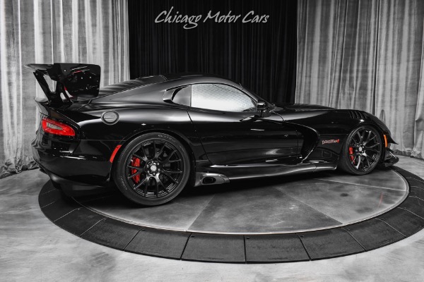 Used 2017 Dodge Viper GTC Coupe ACR Extreme Aero VooDoo II #29 ACR Interior Pkg COLLECTOR QUALITY for sale Sold at Chicago Motor Cars in West Chicago IL 60185 5