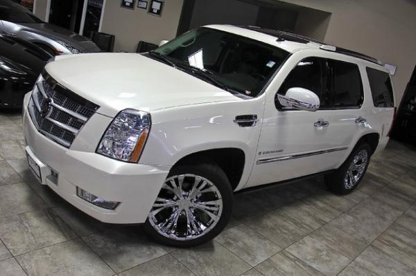 New-2008-Cadillac-Escalade-Platinum-AWD