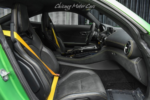 Used-2020-Mercedes-Benz-AMG-GTR-Coupe-Green-Hell-Magno-Exclusive-Interior-Carbon-Fiber-Pkg-II-PPF