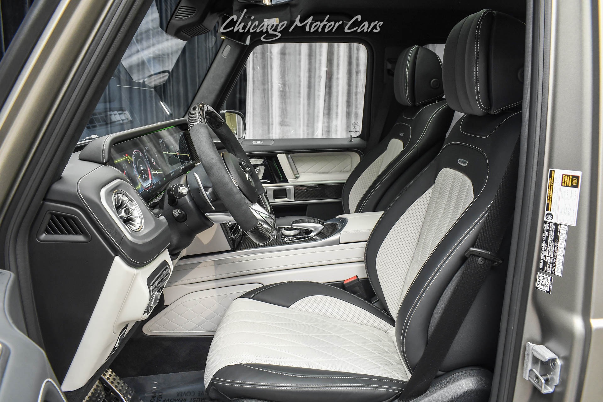 Used-2021-Mercedes-Benz-G63-AMG-4Matic-SUV-2k-Miles-G-Manufaktur-Interior-Matte-Paint-Carbon-Fiber