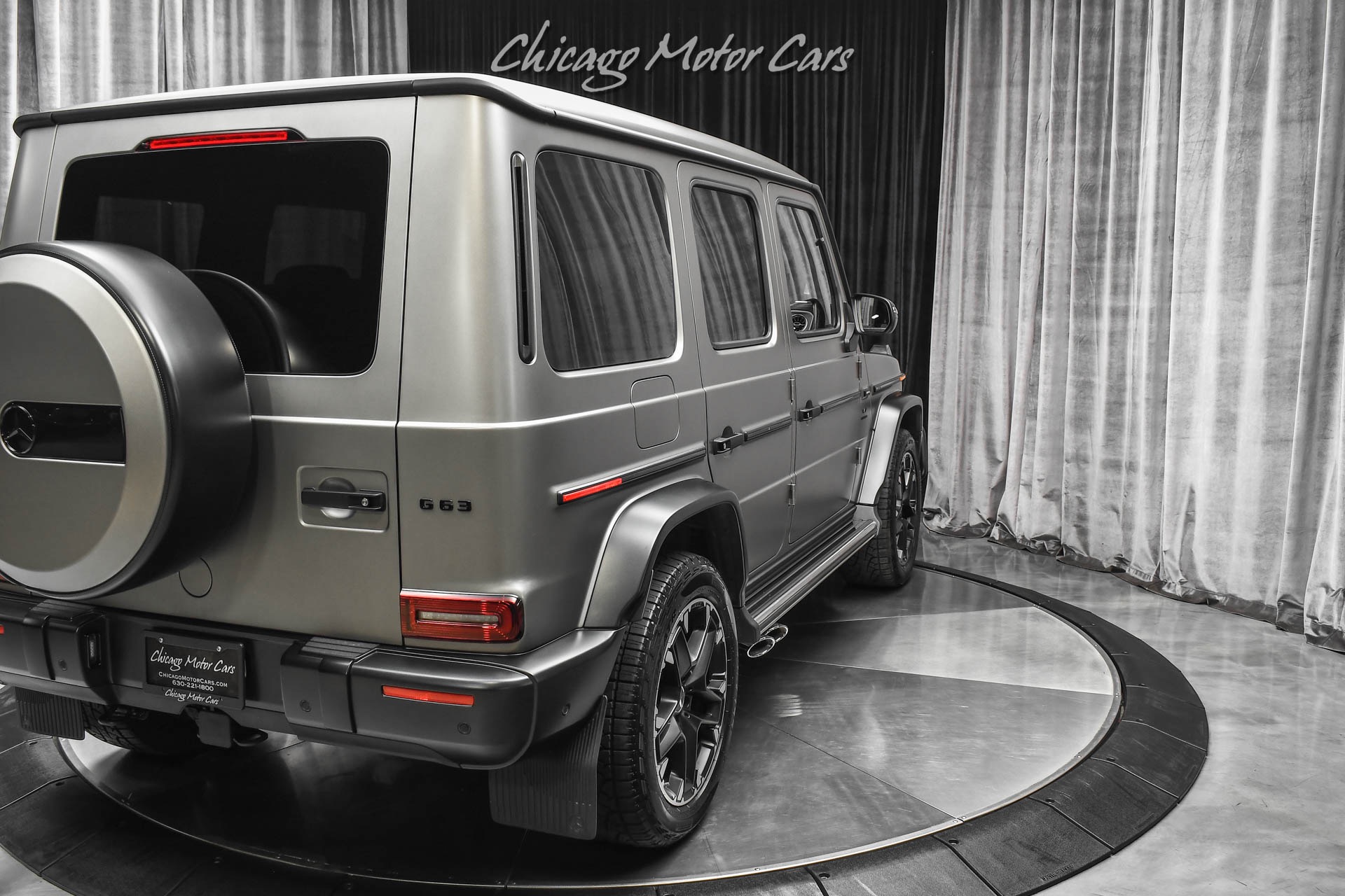 Used-2021-Mercedes-Benz-G63-AMG-4Matic-SUV-2k-Miles-G-Manufaktur-Interior-Matte-Paint-Carbon-Fiber