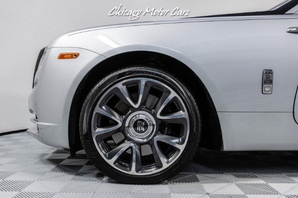 Used 2018 Rolls-Royce Wraith Starlight Headliner! Two-Tone Exterior! Bespoke Interior! Loaded! for sale Sold at Chicago Motor Cars in West Chicago IL 60185 3
