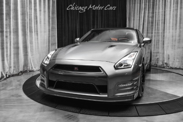 Used 2014 Nissan GT-R Premium FBO FLEX FUEL! 650HP! LOW MILES! for sale Sold at Chicago Motor Cars in West Chicago IL 60185 2