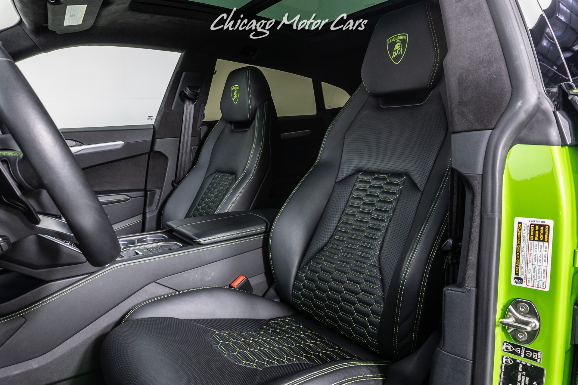 Used-2021-Lamborghini-Urus-Rare-Verde-Mantis-Finish-High-Gloss-Style-Package-Full-Front-PPF-Loaded