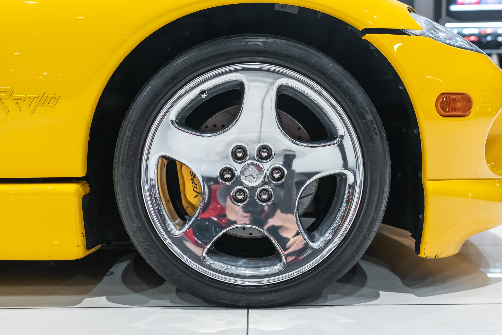 Used-2002-Dodge-Viper-RT10-Race-Yellow-over-Black-Clean-Carfax-BLUETOOTH-XM-RADIO