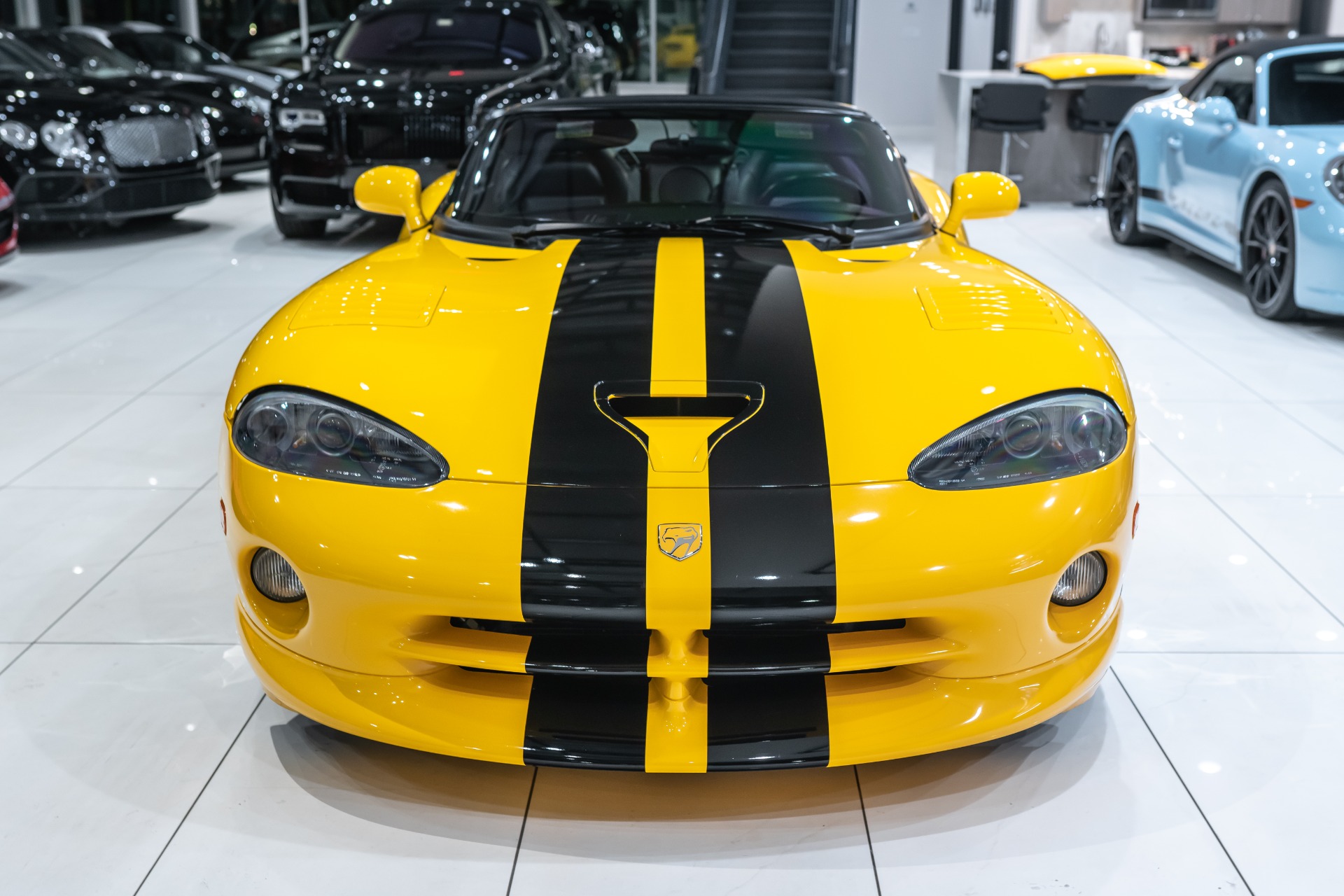 Used-2002-Dodge-Viper-RT10-Race-Yellow-over-Black-Clean-Carfax-BLUETOOTH-XM-RADIO