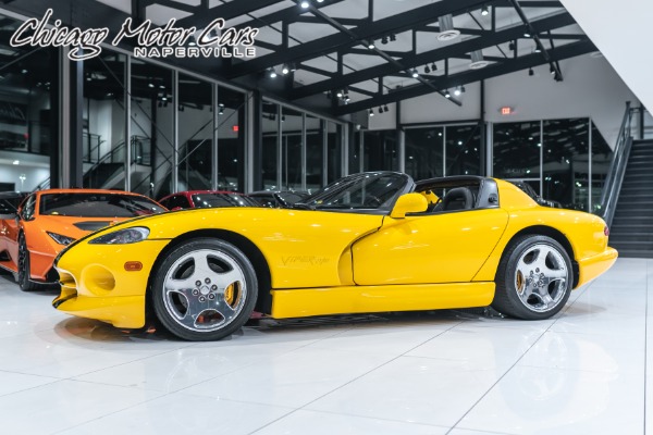 Used 2002 Dodge Viper RT/10 Race Yellow over Black Clean Carfax BLUETOOTH XM RADIO for sale Sold at Chicago Motor Cars in West Chicago IL 60185 1