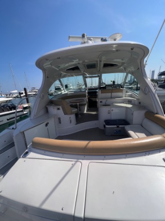 Used-2011-Four-Winns-V475-Only-750-Hours-Fully-Serviced-IP-600s-2-Heads-2-Staterooms