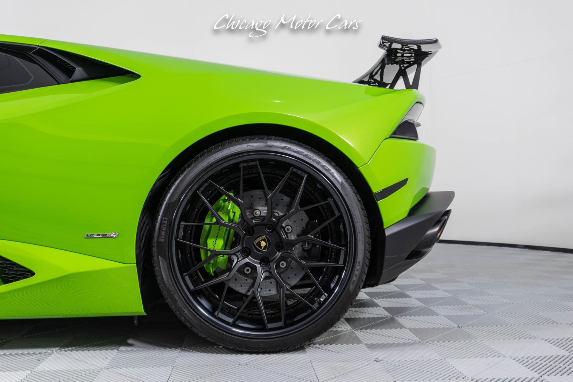 Used 2015 Lamborghini Huracan LP610-4 Coupe Verde Mantis Finish