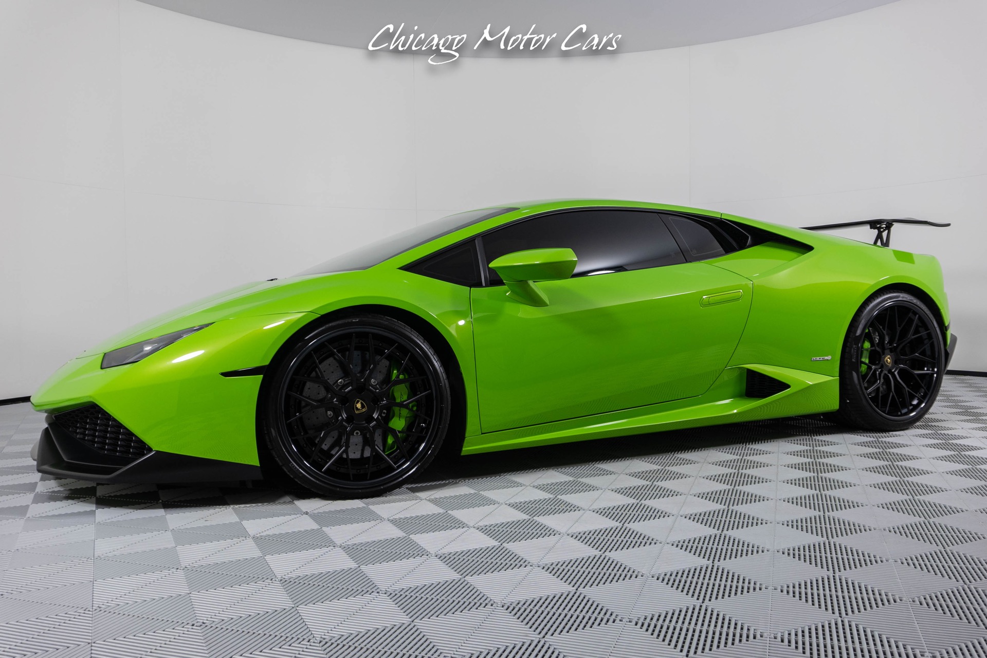 Used-2015-Lamborghini-Huracan-LP610-4-Coupe-Verde-Mantis-Finish-FRONT-PPF-SOUL-PERFORMANCE-EXHAUST
