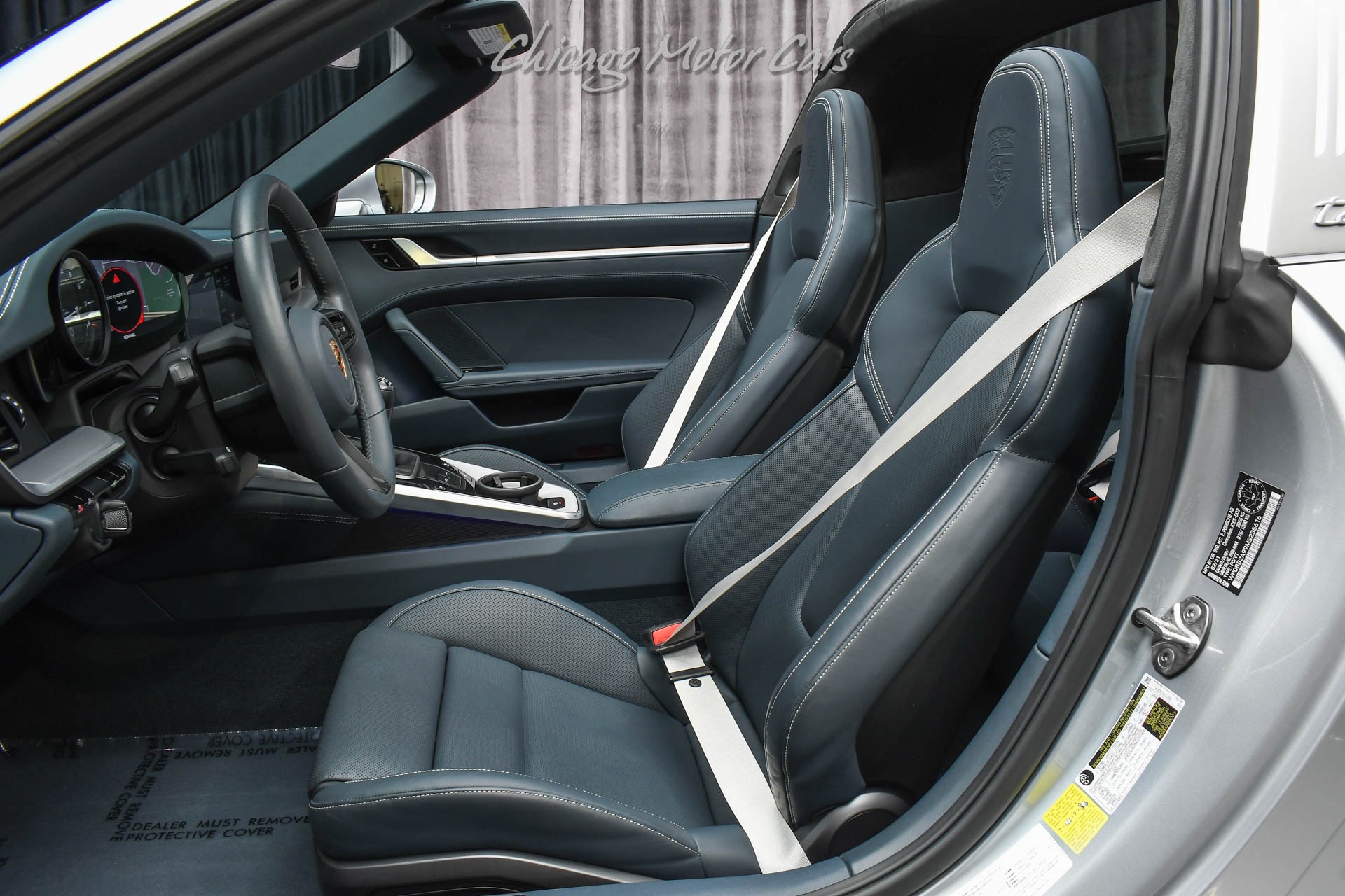 Used-2021-Porsche-911-Targa-4S-Convertible-6500-Miles-Premium-Pkg-Sport-Exhaust-MANUAL-TRANS