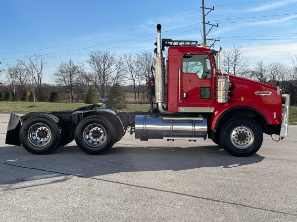 Used 2003 Kenworth T800 Day Cab - CAT C15 6NZ - 18 Speed - Double Wet Kit - Double Frame for sale Sold at Chicago Motor Cars in West Chicago IL 60185 5