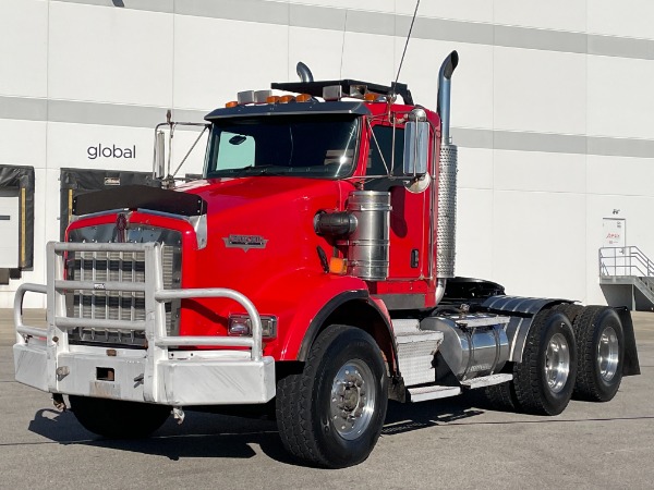 Used 2003 Kenworth T800 Day Cab - CAT C15 6NZ - 18 Speed - Double Wet Kit - Double Frame for sale Sold at Chicago Motor Cars in West Chicago IL 60185 1