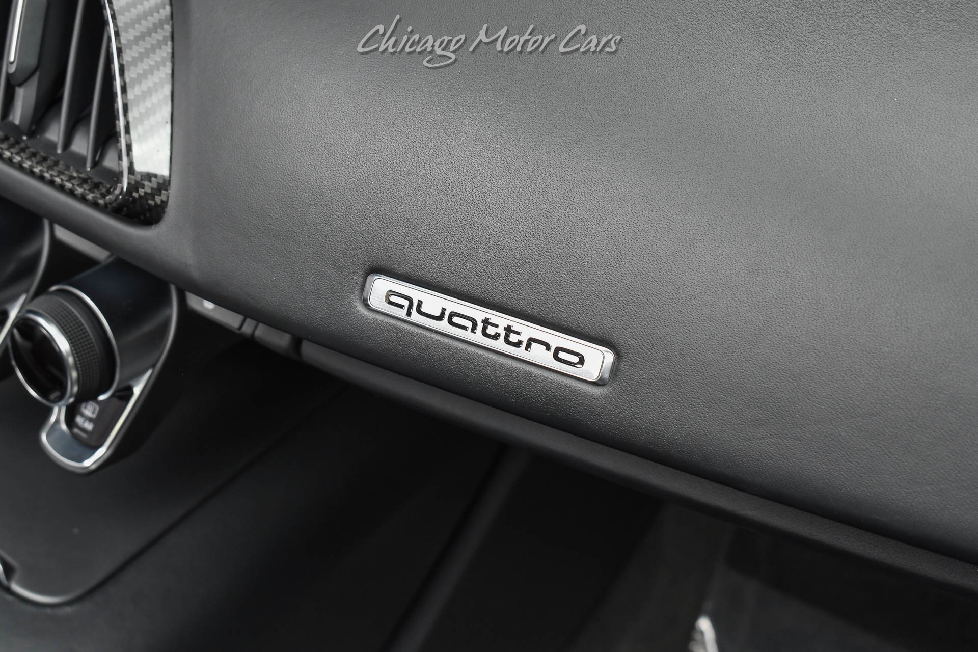Used-2017-Audi-R8-52-quattro-V10-Spyder-Suzuka-Grey-BOTH-CARBON-PACKS-Full-Leather-Pkg