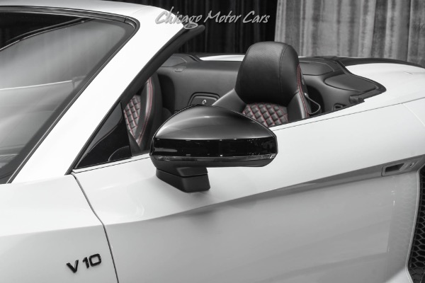 Used-2017-Audi-R8-52-quattro-V10-Spyder-Suzuka-Grey-BOTH-CARBON-PACKS-Full-Leather-Pkg