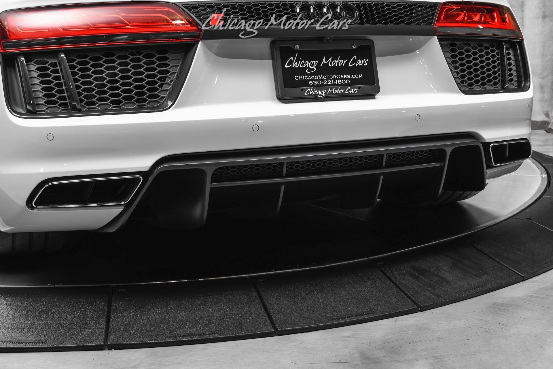 Used 2017 Audi R8 5.2 quattro V10 Spyder Suzuka Grey BOTH CARBON