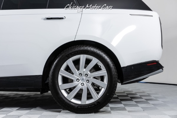 Used 2023 Land Rover Range Rover P400 SE all wheel steering! soft close doors only 45 miles! Loaded! for sale Sold at Chicago Motor Cars in West Chicago IL 60185 4