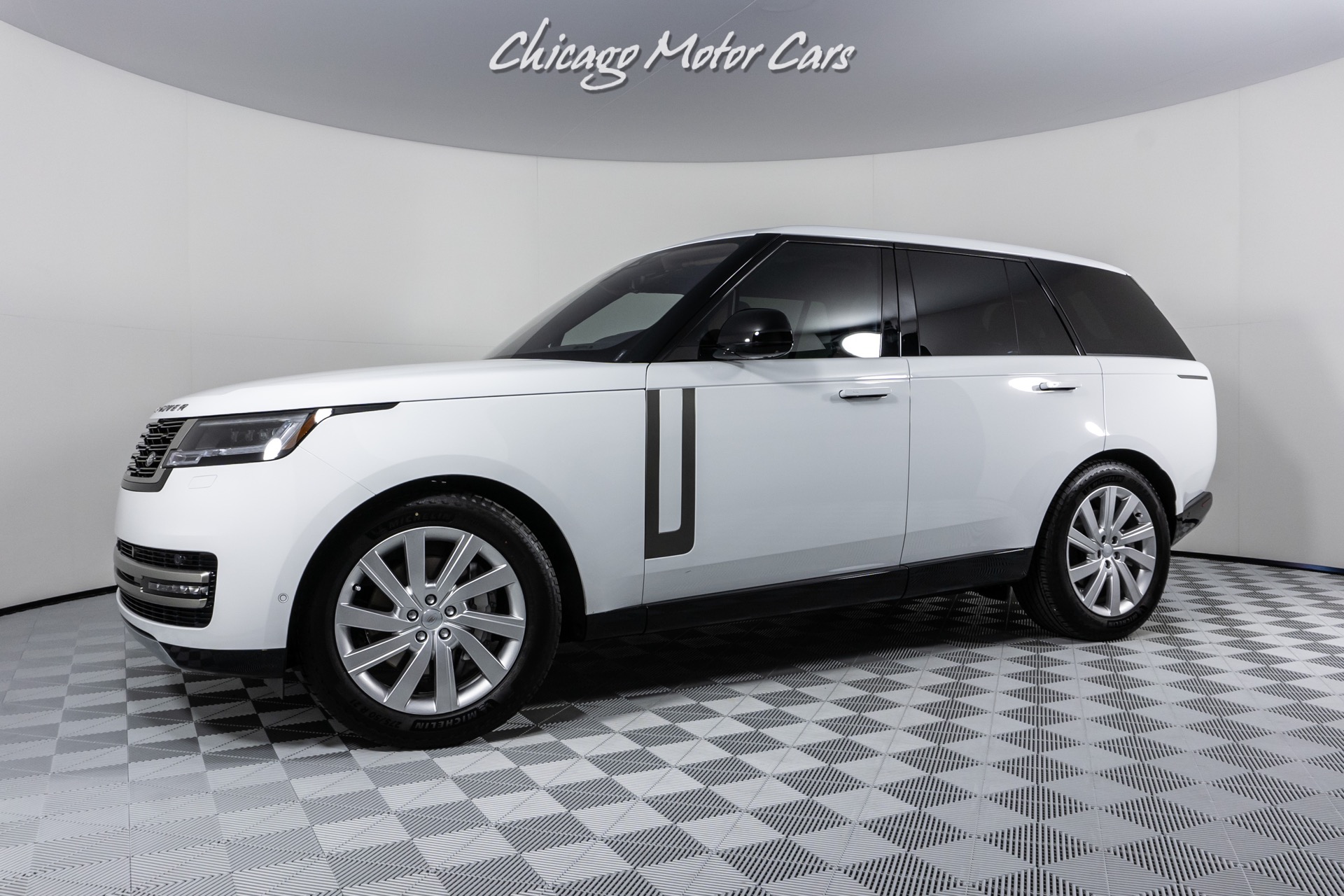 credit Kamer fee Used 2023 Land Rover Range Rover P400 SE all wheel steering! soft close  doors only 45 miles! Loaded! For Sale ($169,800) | Chicago Motor Cars Stock  #PA022958-BB