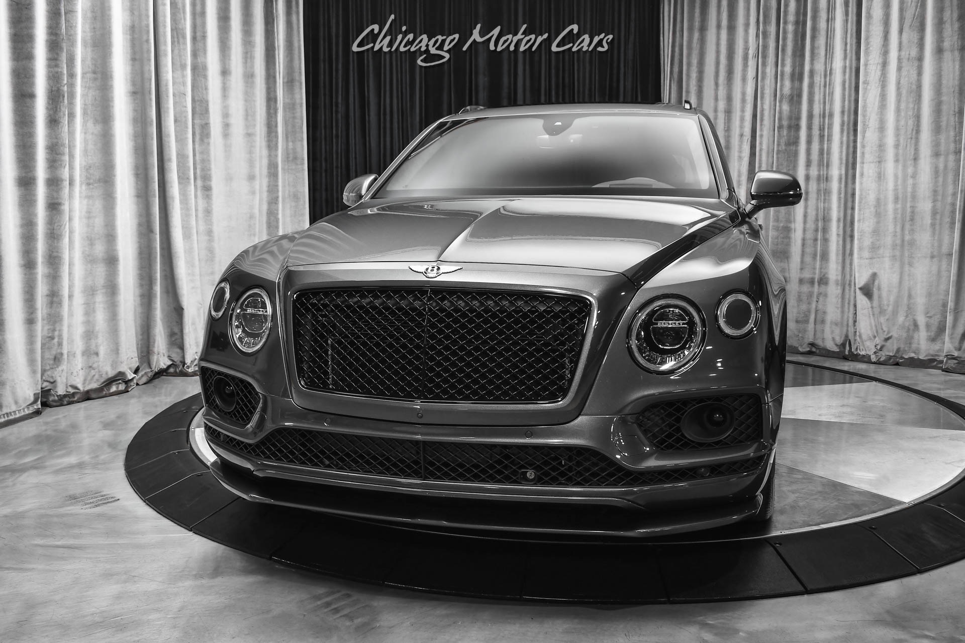 Used-2020-Bentley-Bentayga-Speed-SUV-Touring-Spec-Blackline-Spec-Comfort-Seat-Spec-Carbon-Fiber