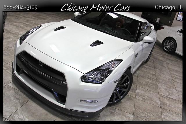 Used-2014-Nissan-GT-R-Premium