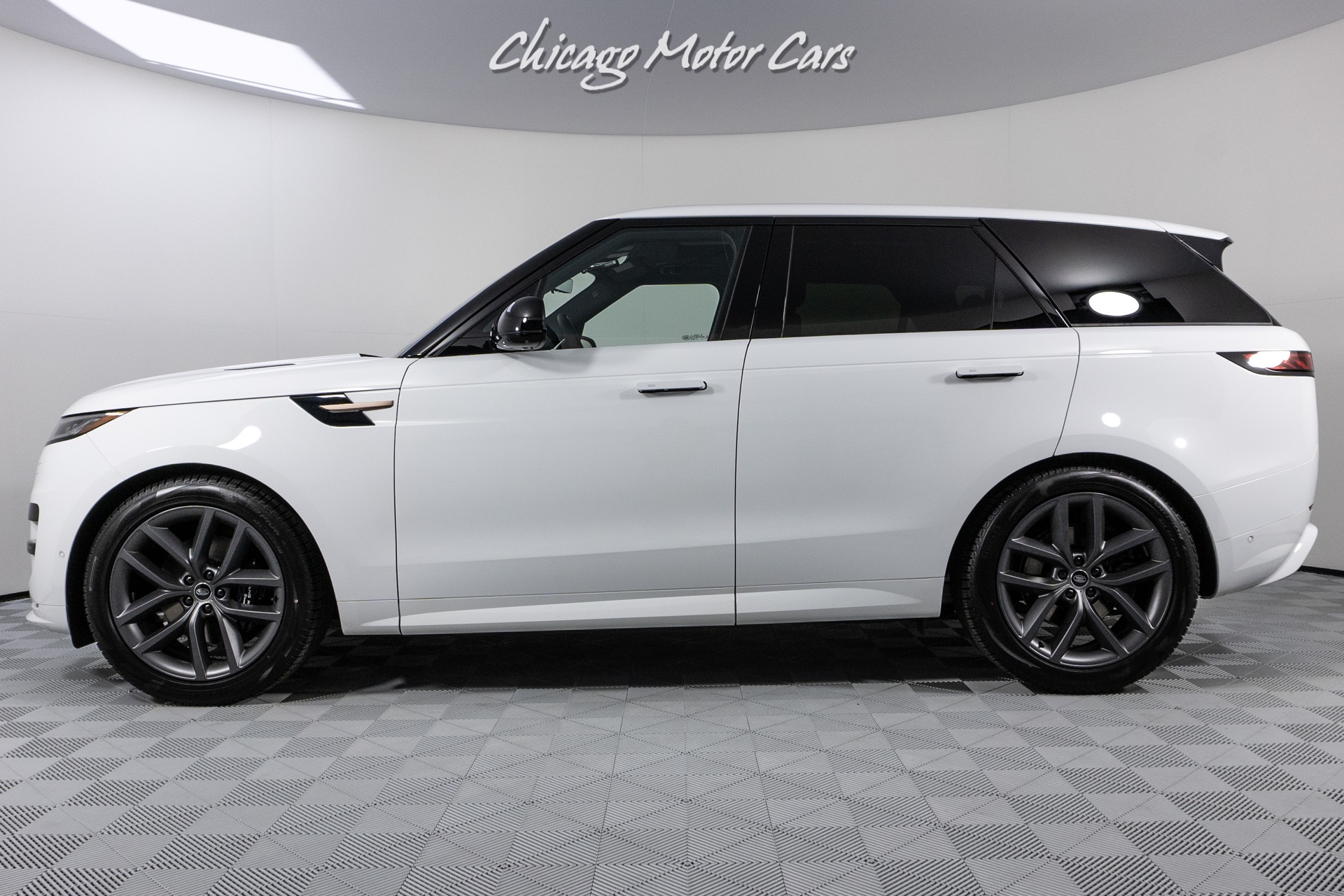 Used-2023-Land-Rover-Range-Rover-Sport-P400-Dynamic-SE-ONLY-68-MILES-DEMO-SPECIFICATION-PACK-MERIDIAN-3D-LOADED