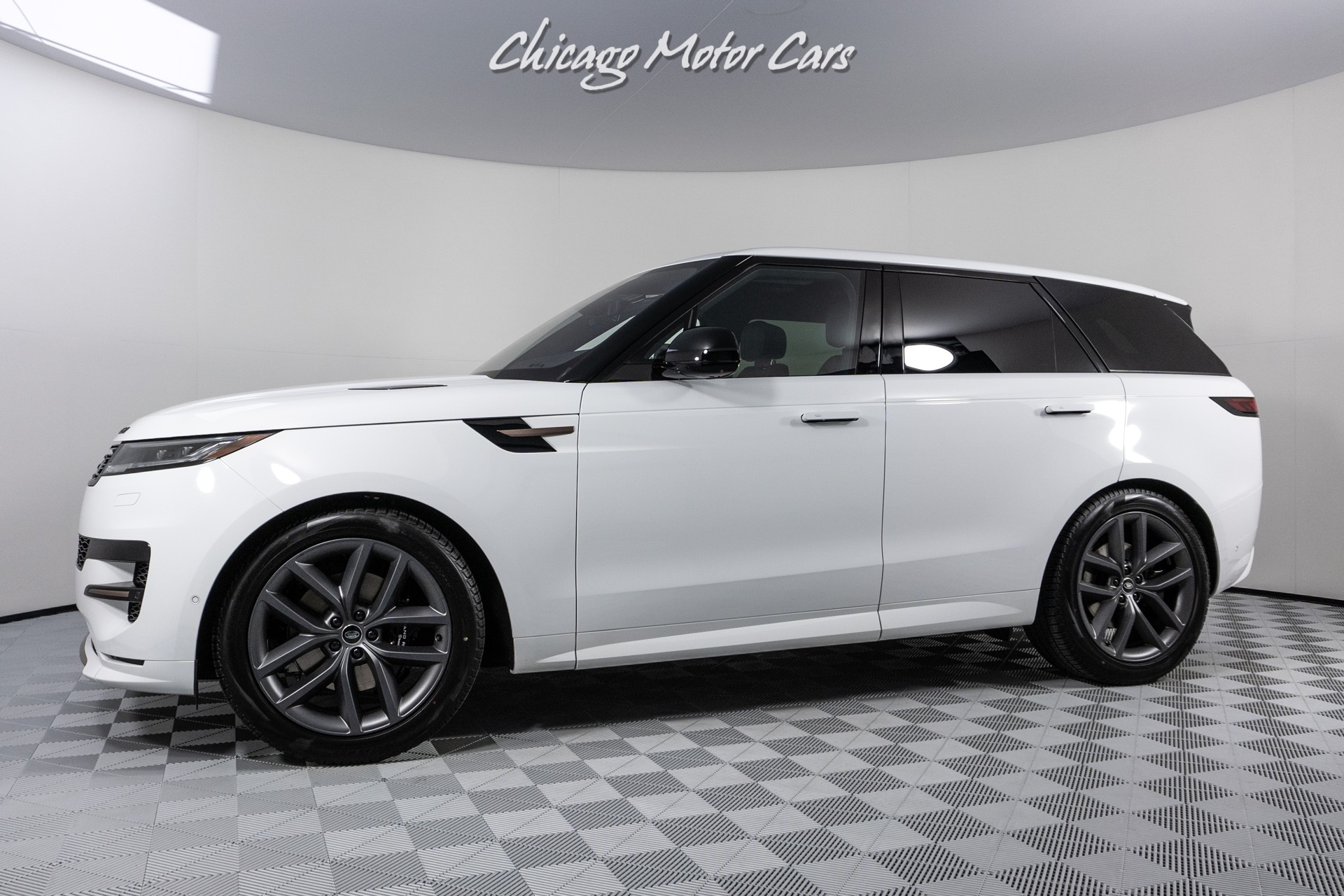 Used-2023-Land-Rover-Range-Rover-Sport-P400-Dynamic-SE-ONLY-68-MILES-DEMO-SPECIFICATION-PACK-MERIDIAN-3D-LOADED