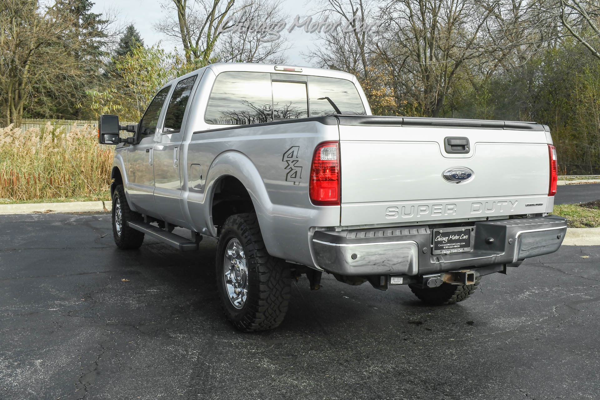 Used-2014-Ford-F-250-Super-Duty-Lariat-4X4-Crew-Cab-Pickup-62L-V8-Navigation-Chrome-Pkg